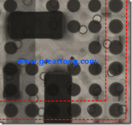 BGA錫球尺寸小于0.4mm，采用降低BGA內(nèi)圍襲球的錫膏量所得到X-Ray，稍微留意一下可以發(fā)現(xiàn)最外圈的錫量(圓的直徑)比其他內(nèi)圍的錫球上的錫量來得多一點點。也就是外圈的黑色圓形直徑比內(nèi)圈的圓形來得大一點點。