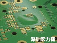 散熱差可能導(dǎo)致PCB阻焊層的剝離。