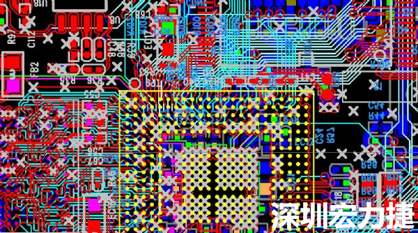 使用HDI布線輔助設計工具，可加速設計方案線路布設，同時可在生產(chǎn)前先利用軟件模擬找出設計問題。