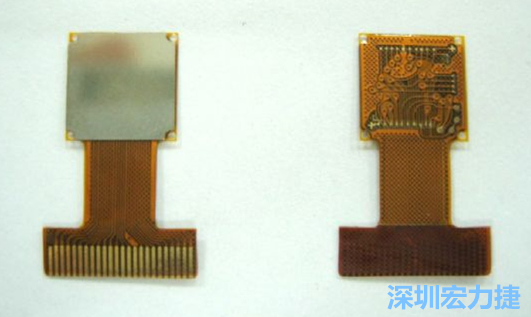 FPC可設(shè)計(jì)的電路復(fù)雜度與密度，比PCB遜色，但可適應(yīng)結(jié)構(gòu)的彈性結(jié)構(gòu)，成為電子產(chǎn)品設(shè)計(jì)重點(diǎn)。